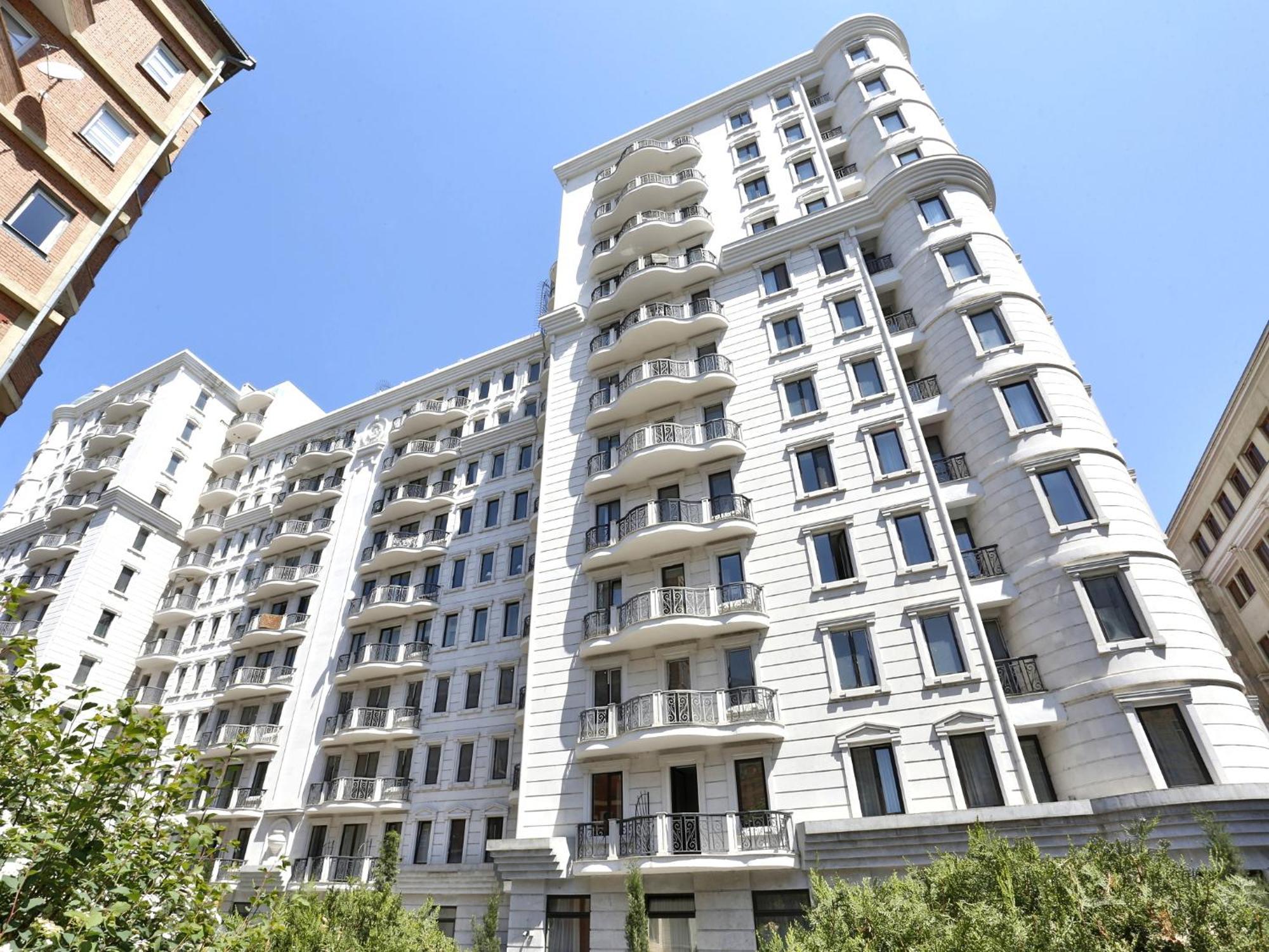 The Grand Apartment Lll Тбилиси Екстериор снимка