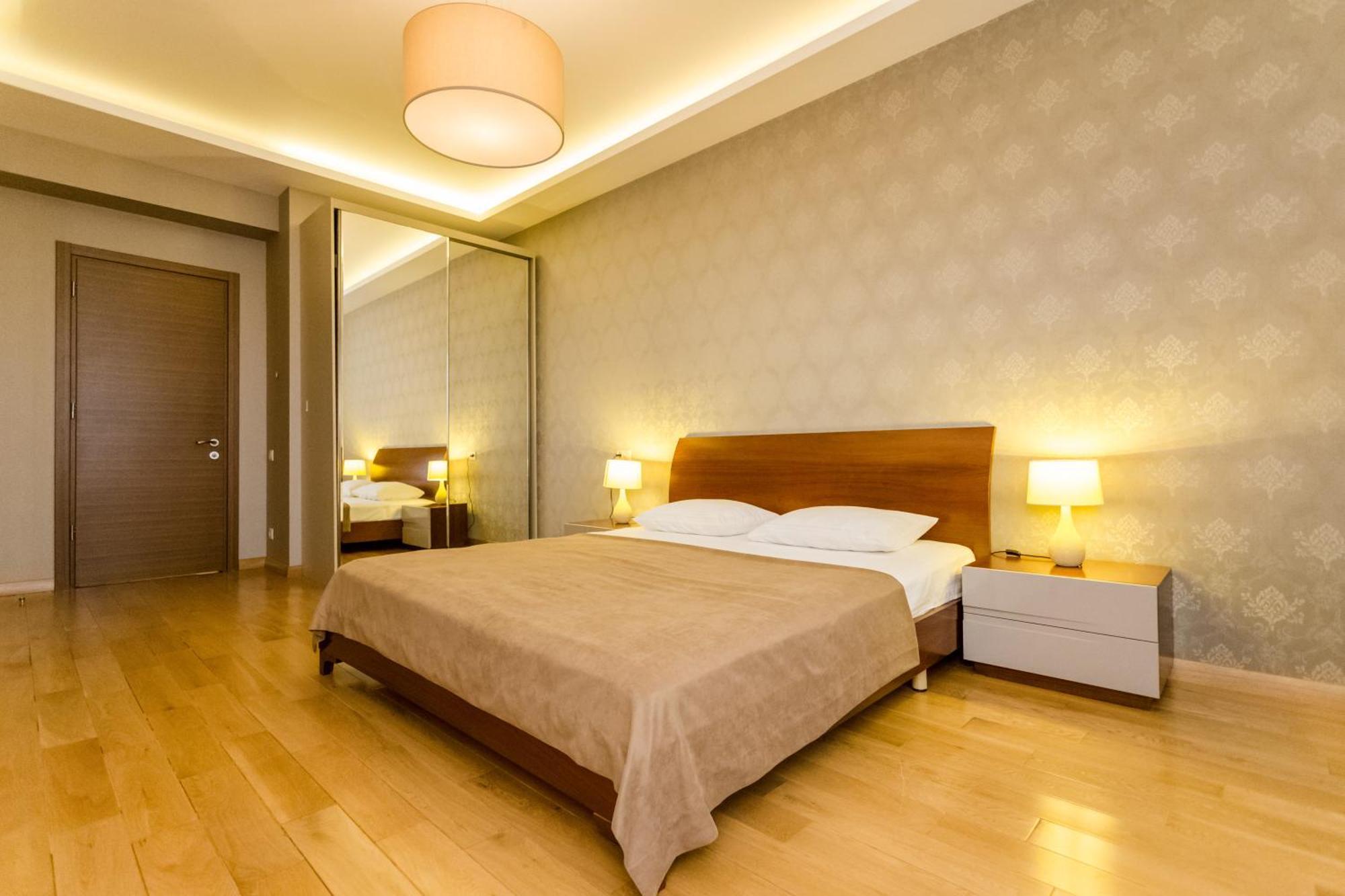 The Grand Apartment Lll Тбилиси Екстериор снимка